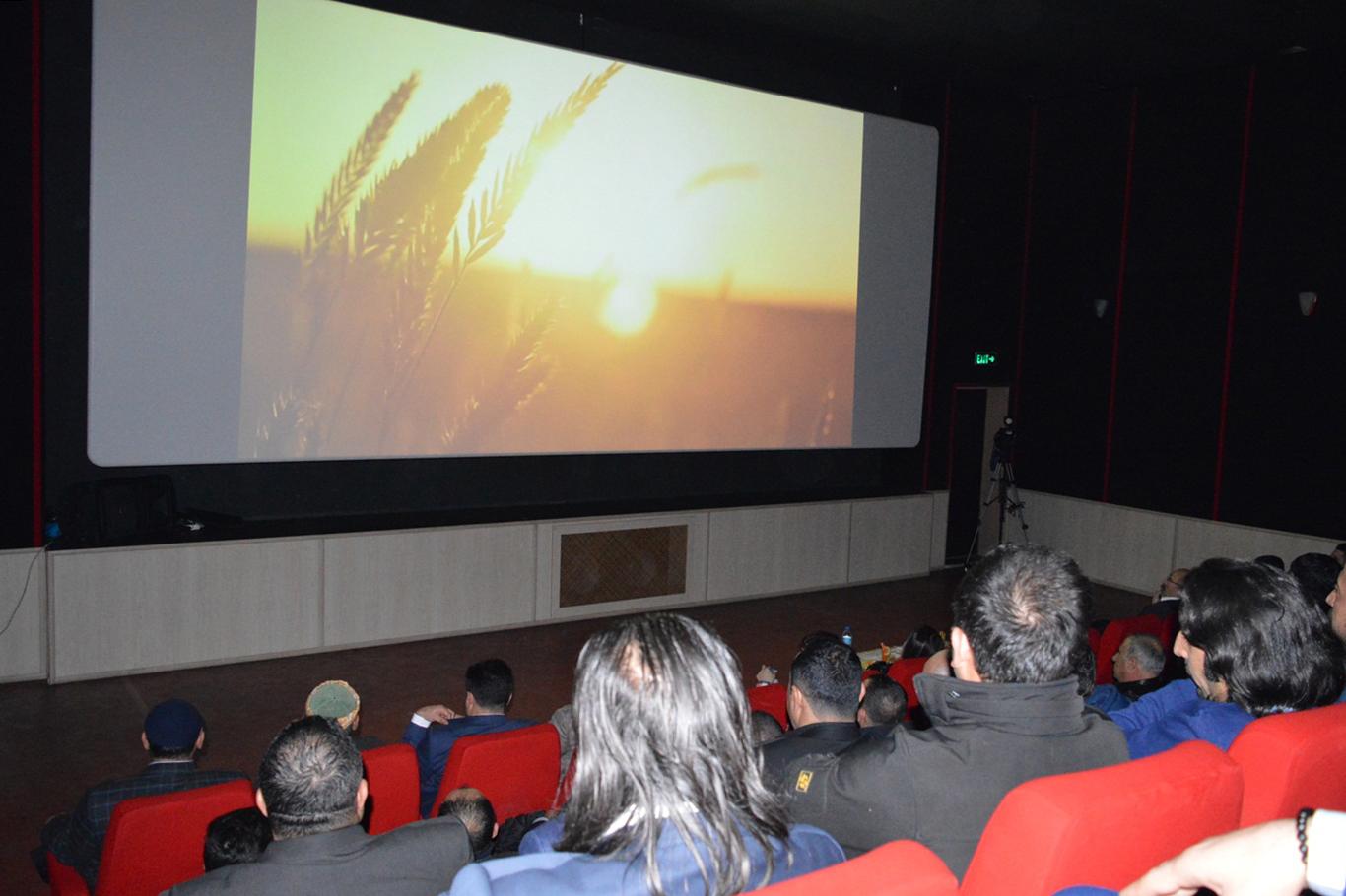 Bitlis'in "mümtaz şahsiyetlerini" anlatan filmin galası yapıldı